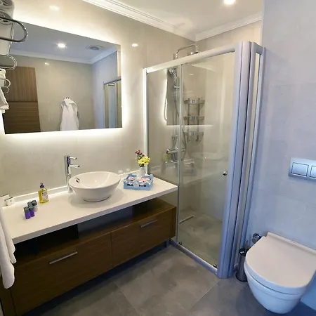Bodrum Marina Suites *